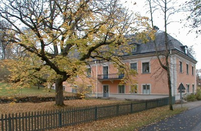 tumba hus 23.33.jpg
